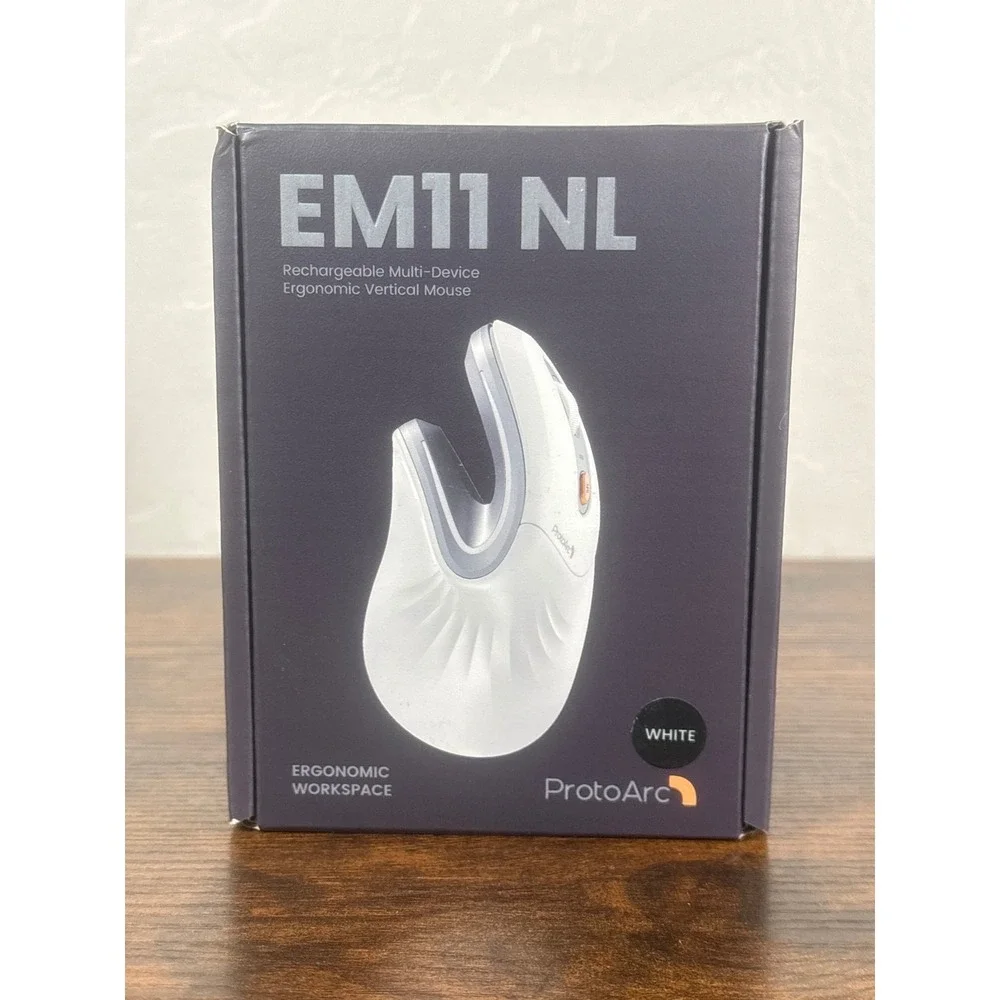 ProtoArc EM11 NL White Ergonomic Vertical Mouse Wireless Bluetooth Rechargeable